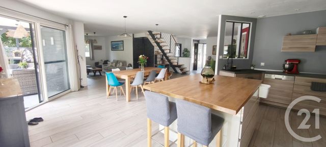 Maison à vendre - 7 pièces - 166 m2 - Biganos - 33 - AQUITAINE