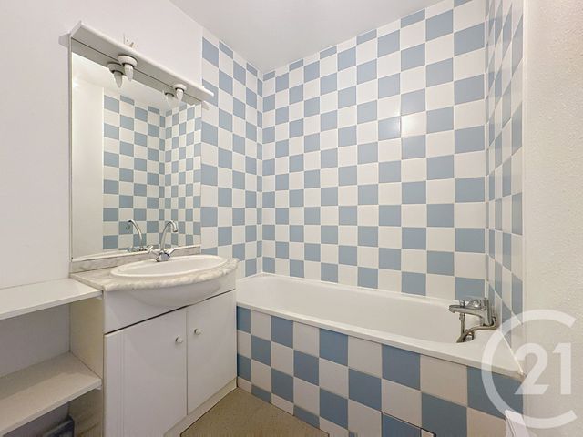 Appartement F2 &agrave; louer - 2 pi&egrave;ces - 47 m2 - La Teste De Buch - 33 - AQUITAINE