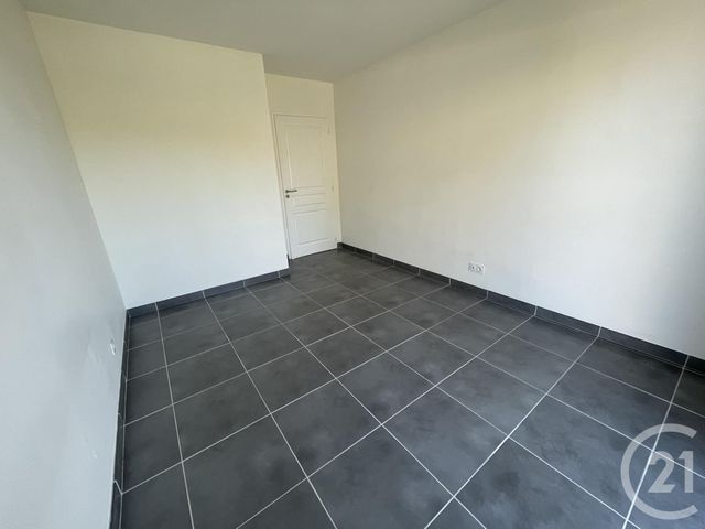 Maison &agrave; louer - 3 pi&egrave;ces - 76,44 m2 - Biganos - 33 - AQUITAINE