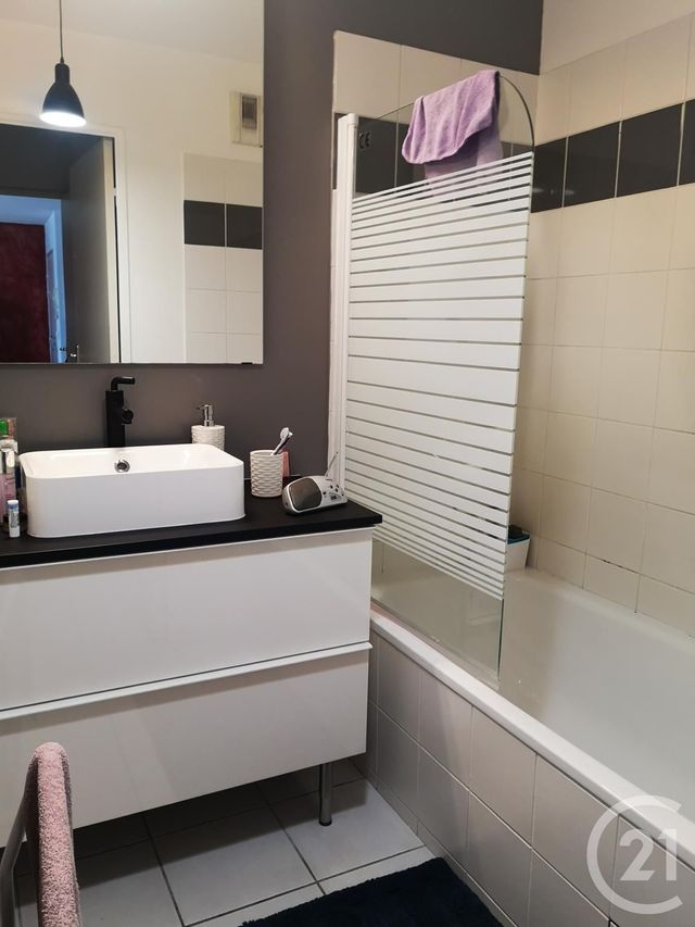 Appartement T2 &agrave; louer - 2 pi&egrave;ces - 48,73 m2 - Bordeaux - 33 - AQUITAINE