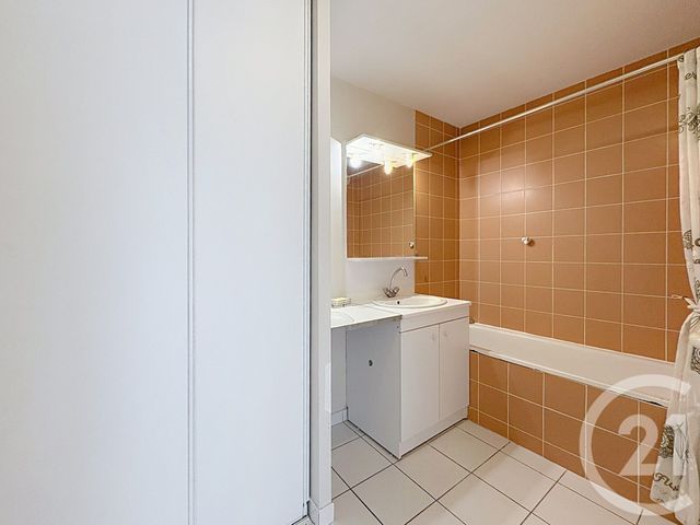Appartement T3 &agrave; louer - 3 pi&egrave;ces - 82,18 m2 - La Teste De Buch - 33 - AQUITAINE