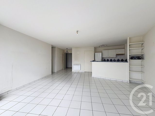 Appartement T3 &agrave; louer - 3 pi&egrave;ces - 82,18 m2 - La Teste De Buch - 33 - AQUITAINE