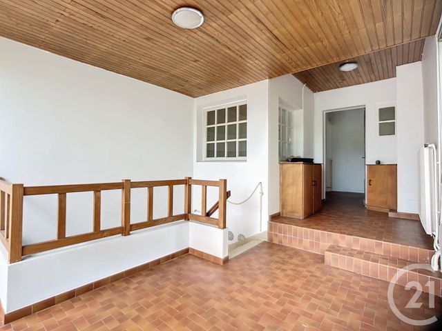 Appartement T5 &agrave; louer - 5 pi&egrave;ces - 162,01 m2 - Biganos - 33 - AQUITAINE