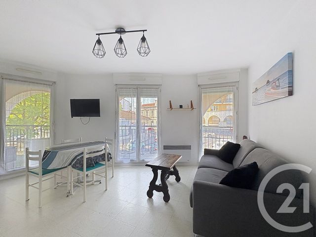 Appartement F2 &agrave; louer - 2 pi&egrave;ces - 40 m2 - La Teste De Buch - 33 - AQUITAINE