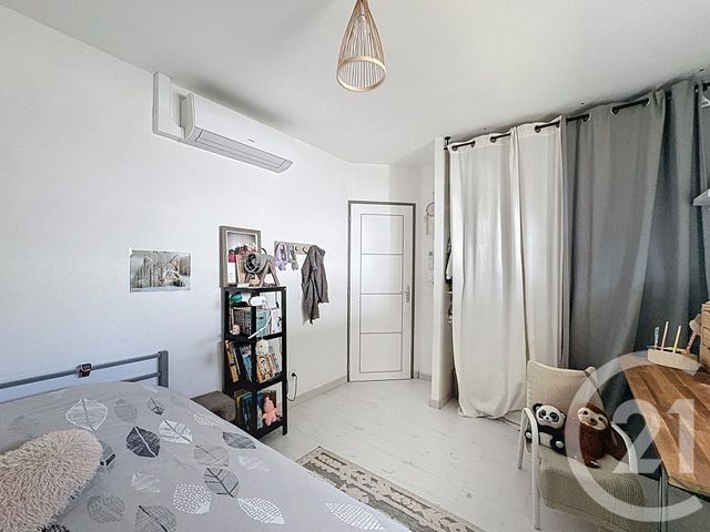 Maison &agrave; louer - 5 pi&egrave;ces - 140 m2 - Mios - 33 - AQUITAINE