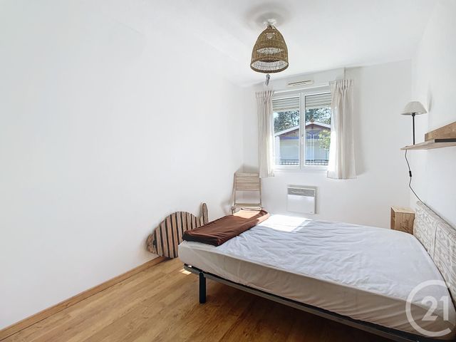 Appartement F4 &agrave; louer - 4 pi&egrave;ces - 68,63 m2 - Gujan Mestras - 33 - AQUITAINE