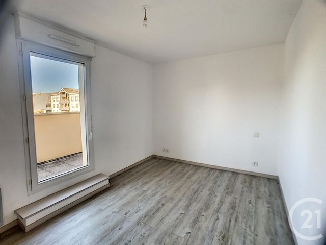 Appartement F3 &agrave; louer - 3 pi&egrave;ces - 55,97 m2 - La Teste De Buch - 33 - AQUITAINE