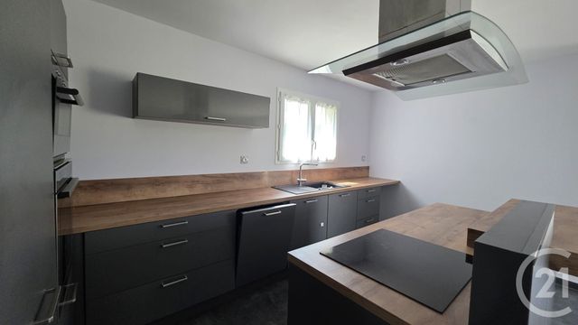 Maison &agrave; louer - 5 pi&egrave;ces - 115,29 m2 - Lapouyade - 33 - AQUITAINE