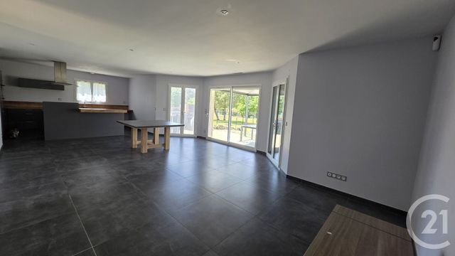 Maison &agrave; louer - 5 pi&egrave;ces - 115,29 m2 - Lapouyade - 33 - AQUITAINE