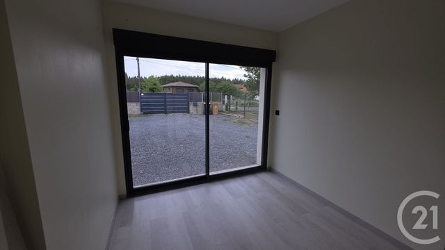 Maison &agrave; louer - 5 pi&egrave;ces - 115,29 m2 - Lapouyade - 33 - AQUITAINE