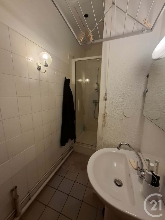 Appartement F2 &agrave; louer - 2 pi&egrave;ces - 41,01 m2 - Bordeaux - 33 - AQUITAINE