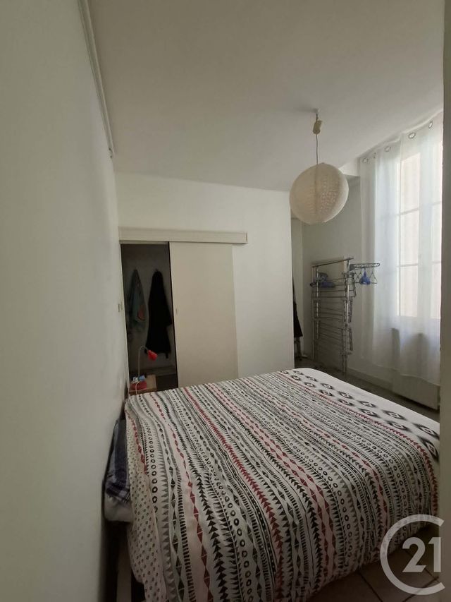 Appartement F2 &agrave; louer - 2 pi&egrave;ces - 41,01 m2 - Bordeaux - 33 - AQUITAINE