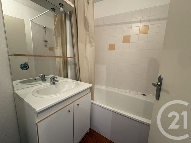 Appartement F1 &agrave; louer - 1 pi&egrave;ce - 25,76 m2 - Gujan Mestras - 33 - AQUITAINE