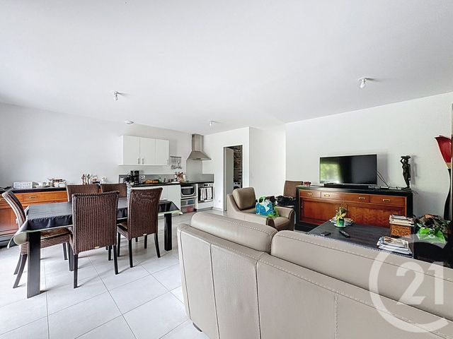 Appartement F3 &agrave; louer - 3 pi&egrave;ces - 75,69 m2 - Biganos - 33 - AQUITAINE
