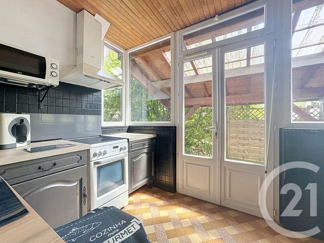Maison &agrave; louer - 6 pi&egrave;ces - 175,51 m2 - Biganos - 33 - AQUITAINE