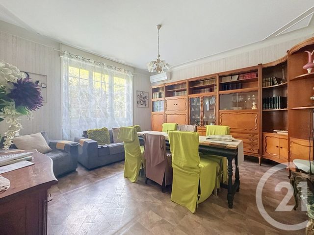 Maison &agrave; louer - 6 pi&egrave;ces - 175,51 m2 - Biganos - 33 - AQUITAINE
