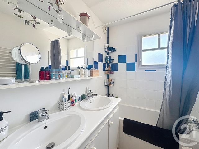 Appartement F3 &agrave; louer - 3 pi&egrave;ces - 61,81 m2 - Biganos - 33 - AQUITAINE