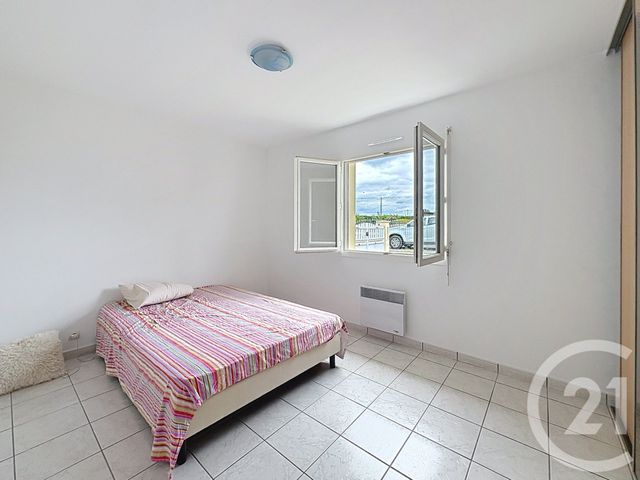 Maison &agrave; louer - 4 pi&egrave;ces - 132,10 m2 - Belin Beliet - 33 - AQUITAINE
