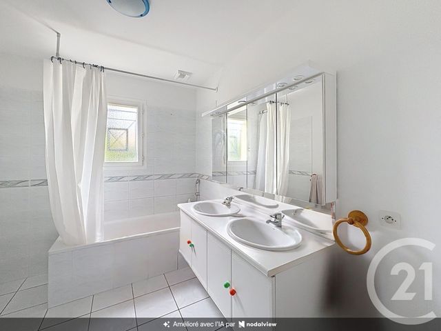 Maison &agrave; louer - 4 pi&egrave;ces - 132,10 m2 - Belin Beliet - 33 - AQUITAINE