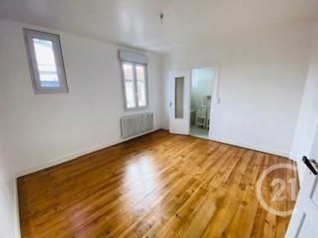 Maison &agrave; louer - 3 pi&egrave;ces - 83 m2 - Biganos - 33 - AQUITAINE