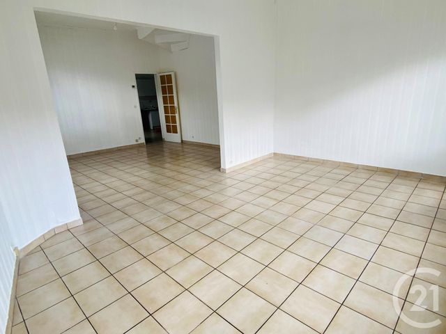Maison &agrave; louer - 3 pi&egrave;ces - 83 m2 - Biganos - 33 - AQUITAINE