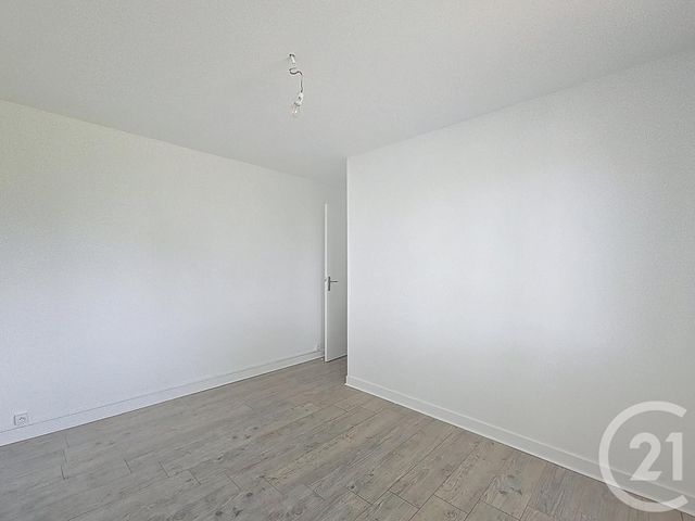 Maison &agrave; louer - 4 pi&egrave;ces - 81,40 m2 - Biganos - 33 - AQUITAINE
