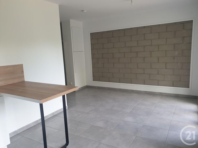 Appartement Studio &agrave; louer - 1 pi&egrave;ce - 26,40 m2 - Biganos - 33 - AQUITAINE