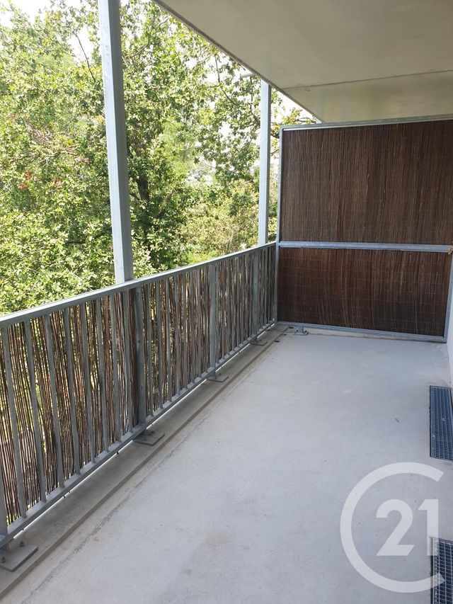 Appartement Studio &agrave; louer - 1 pi&egrave;ce - 26,40 m2 - Biganos - 33 - AQUITAINE