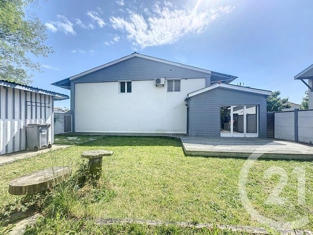 Maison à vendre - 5 pièces - 409,95 m2 - Cazaux - 33 - AQUITAINE