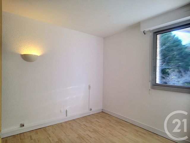 Appartement F2 &agrave; louer - 2 pi&egrave;ces - 45,85 m2 - Gujan Mestras - 33 - AQUITAINE