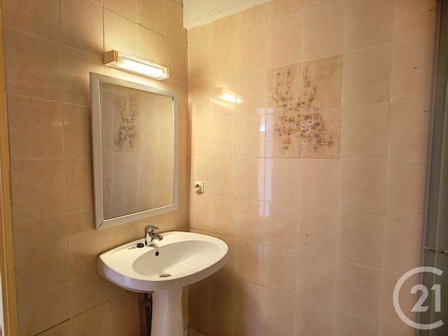 Appartement F2 &agrave; louer - 2 pi&egrave;ces - 45,85 m2 - Gujan Mestras - 33 - AQUITAINE