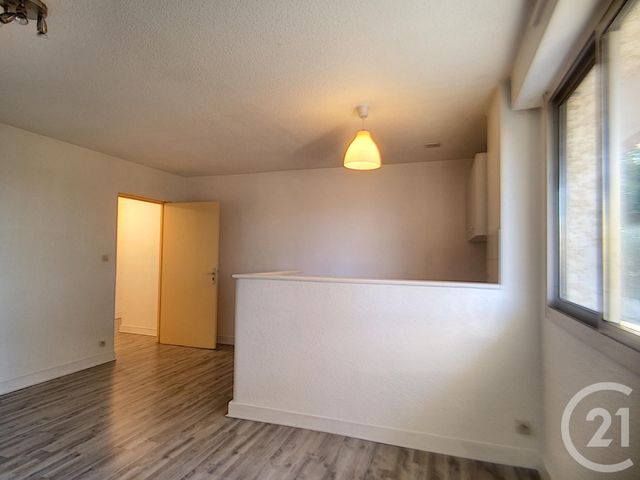 Appartement F2 &agrave; louer - 2 pi&egrave;ces - 45,85 m2 - Gujan Mestras - 33 - AQUITAINE