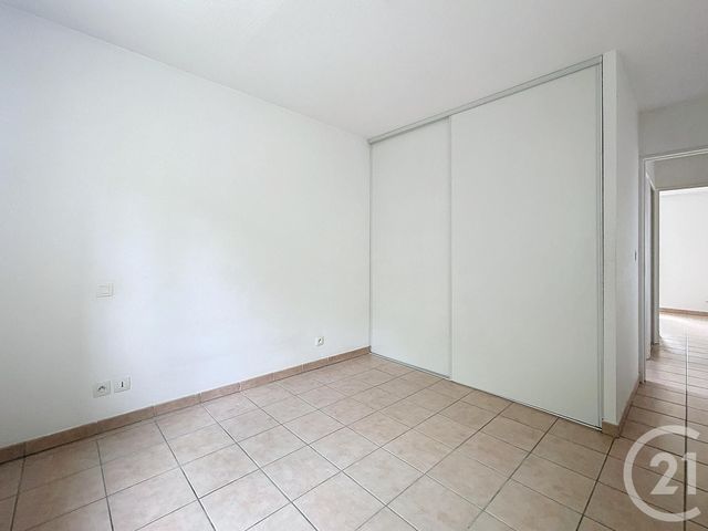 Afficher la photo en grand Appartement F3 à vendre - 3 pièces - 60,39 m2 - Gujan Mestras - 33 - AQUITAINE