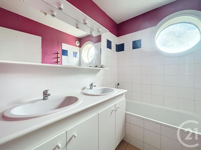 Afficher la photo en grand Appartement F3 à vendre - 3 pièces - 60,39 m2 - Gujan Mestras - 33 - AQUITAINE