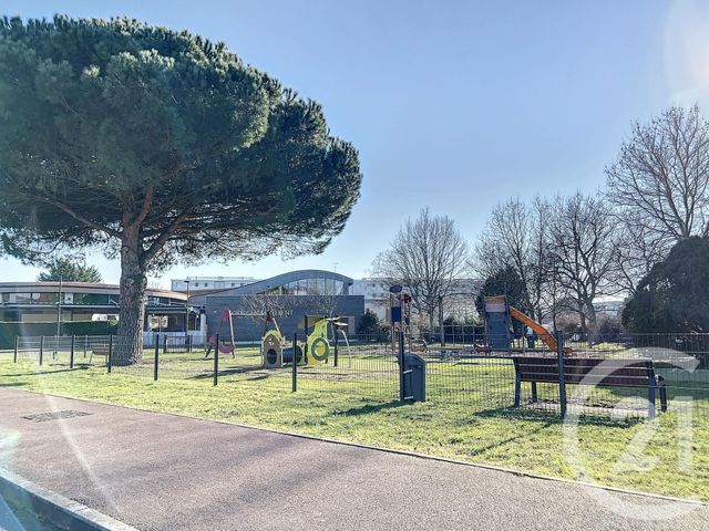 Appartement T4 &agrave; louer - 4 pi&egrave;ces - 73,25 m2 - La Teste De Buch - 33 - AQUITAINE