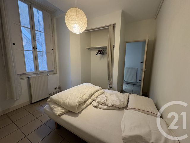 Appartement F2 &agrave; louer - 2 pi&egrave;ces - 41,01 m2 - Bordeaux - 33 - AQUITAINE