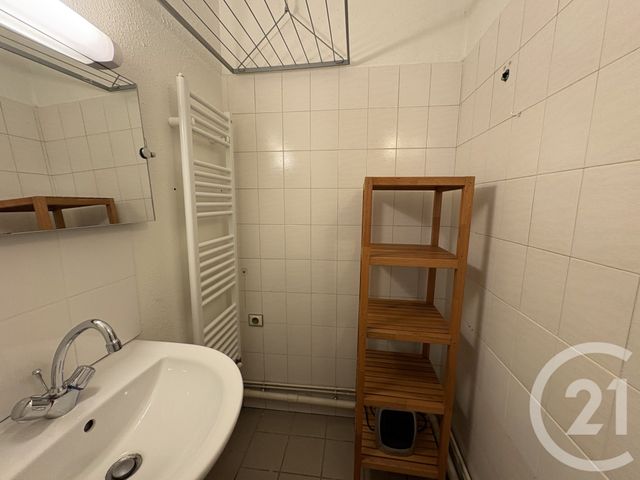 Appartement F2 &agrave; louer - 2 pi&egrave;ces - 41,01 m2 - Bordeaux - 33 - AQUITAINE