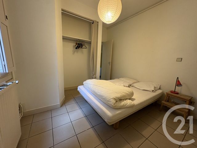 Appartement F2 &agrave; louer - 2 pi&egrave;ces - 41,01 m2 - Bordeaux - 33 - AQUITAINE
