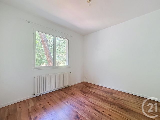 Maison &agrave; louer - 6 pi&egrave;ces - 132,94 m2 - Biganos - 33 - AQUITAINE