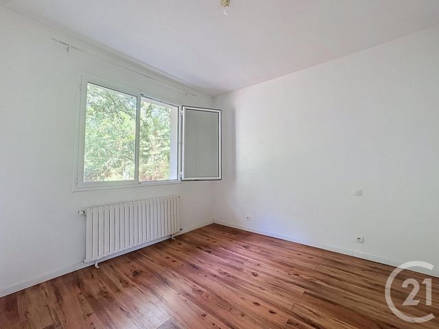 Maison &agrave; louer - 6 pi&egrave;ces - 132,94 m2 - Biganos - 33 - AQUITAINE