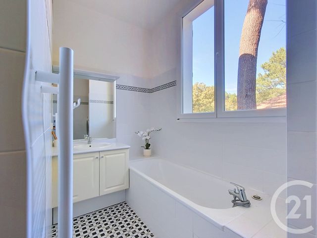 Appartement F4 &agrave; vendre - 4 pi&egrave;ces - 84 m2 - Arcachon - 33 - AQUITAINE