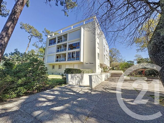 Appartement T3 à vendre - 3 pièces - 69,18 m2 - Arcachon - 33 - AQUITAINE