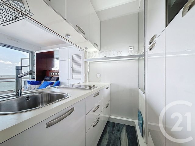 Afficher la photo en grand Appartement Studio à vendre - 1 pièce - 24 m2 - Arcachon - 33 - AQUITAINE