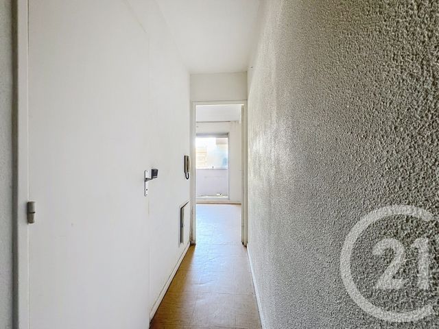 Afficher la photo en grand Appartement F1 à vendre - 1 pièce - 28 m2 - Arcachon - 33 - AQUITAINE