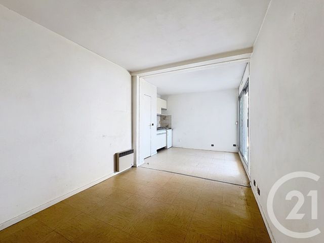 Afficher la photo en grand Appartement F1 à vendre - 1 pièce - 28 m2 - Arcachon - 33 - AQUITAINE