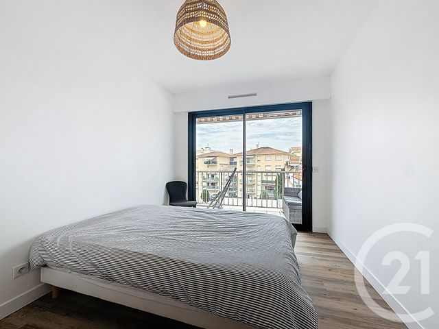 Afficher la photo en grand Appartement T3 à vendre - 3 pièces - 62,04 m2 - Arcachon - 33 - AQUITAINE