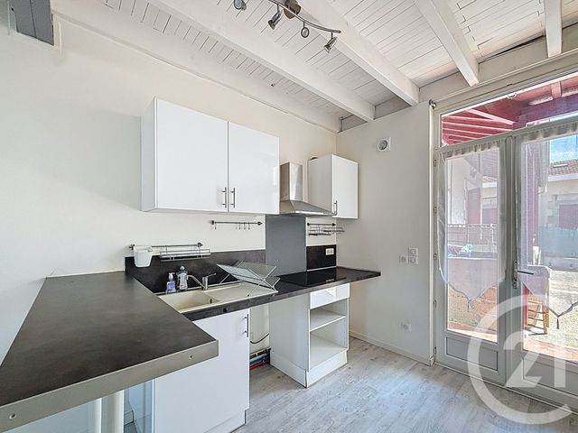 Afficher la photo en grand Appartement T2 à vendre - 2 pièces - 45 m2 - Arcachon - 33 - AQUITAINE