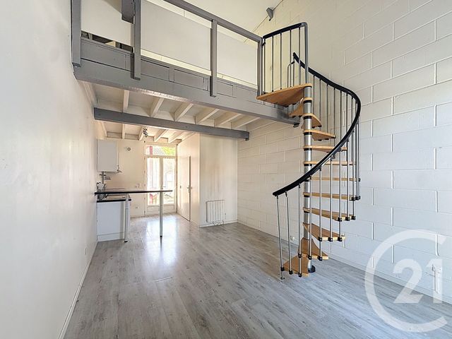 Afficher la photo en grand Appartement T2 à vendre - 2 pièces - 45 m2 - Arcachon - 33 - AQUITAINE