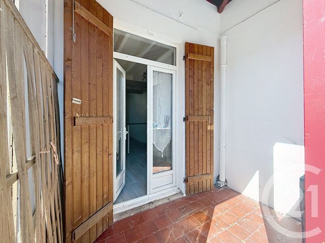 Afficher la photo en grand Appartement T2 à vendre - 2 pièces - 45 m2 - Arcachon - 33 - AQUITAINE