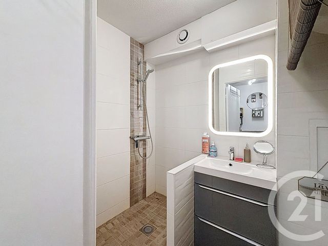 Appartement Studio Cabine à vendre - 1 pièce - 28 m2 - Arcachon - 33 - AQUITAINE